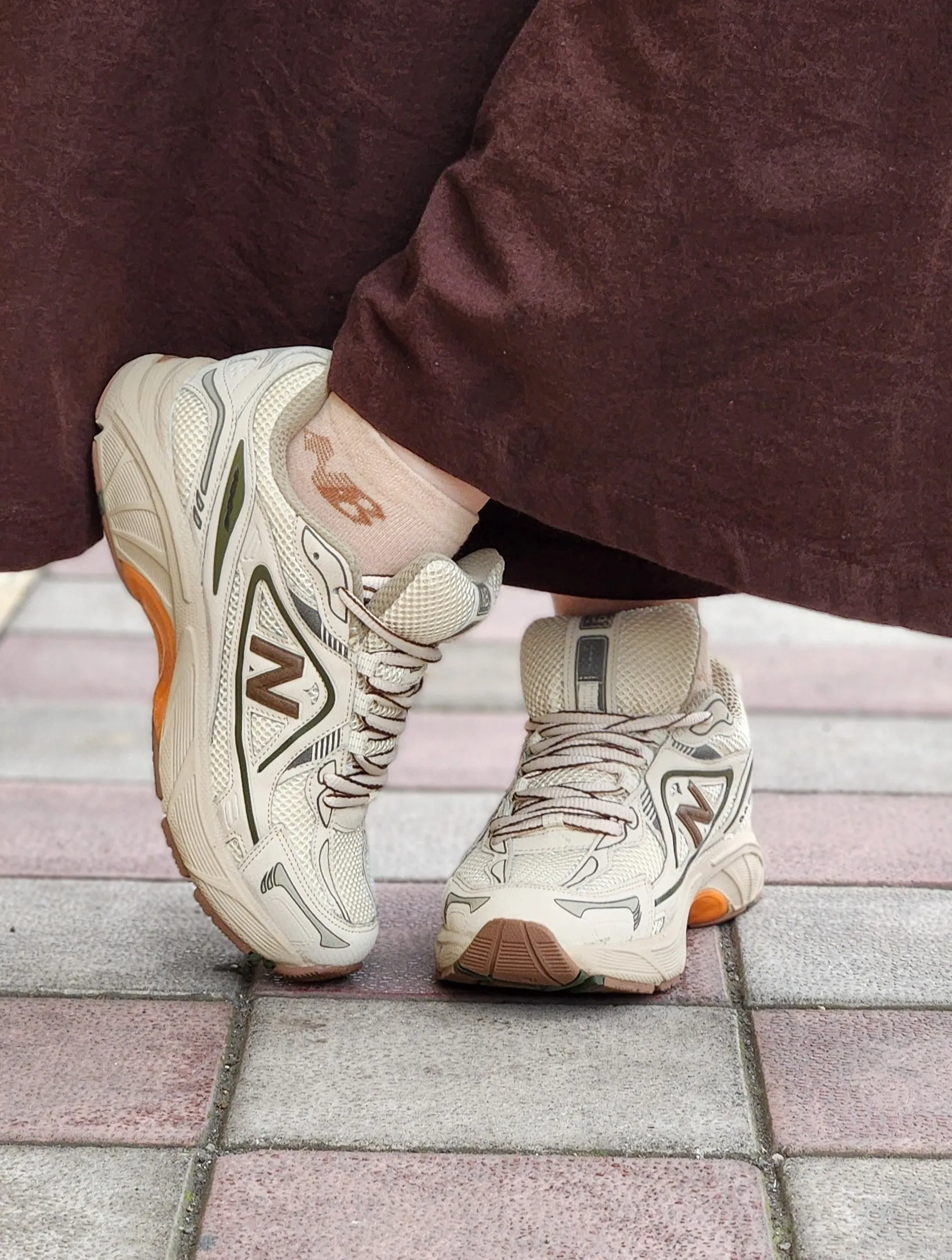 کتانی نیوبالانس 1064 کد 6059