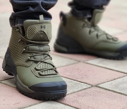 کتانی بوت اندر ارمور