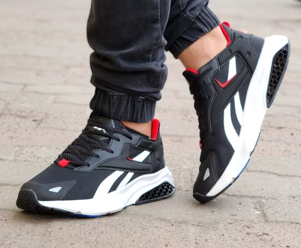 کتانی ریبوک 